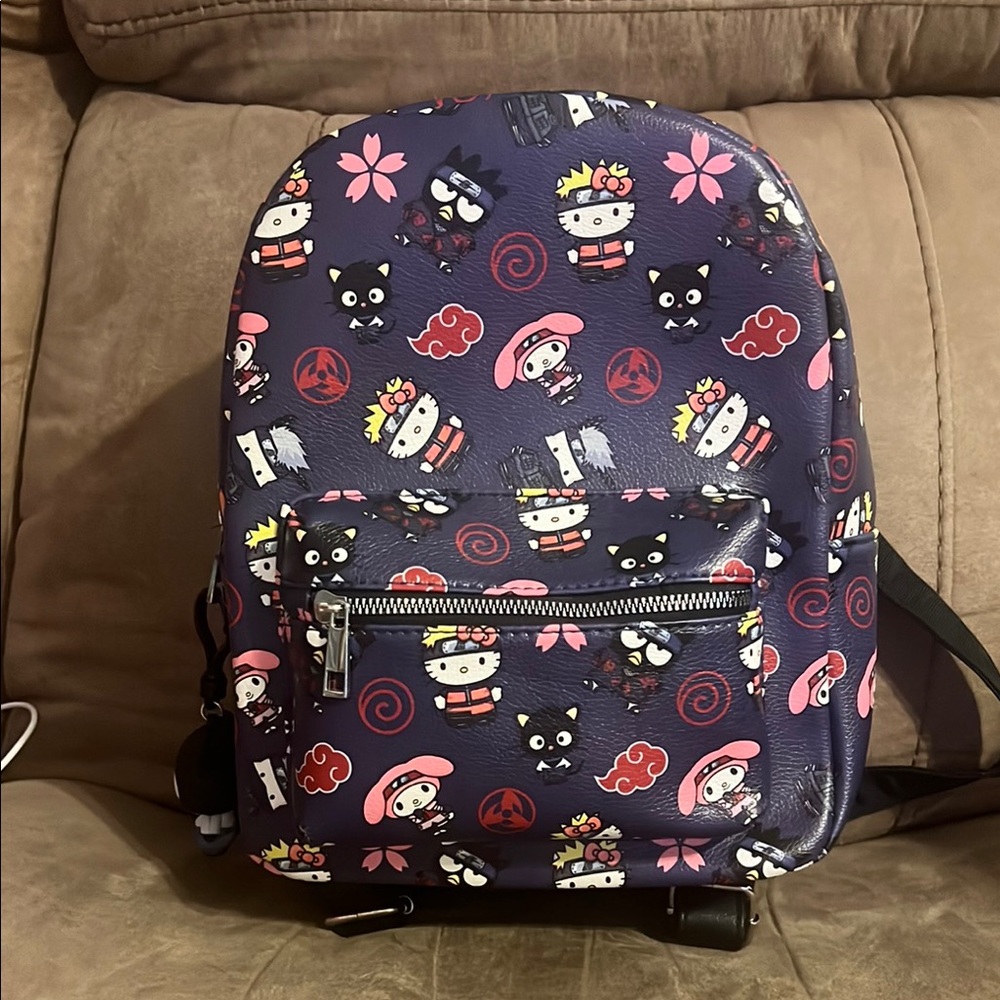 Hello Kitty woman’s backpack with charm